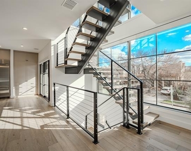 4114 Emerson Avenue - Photo Thumbnail 6