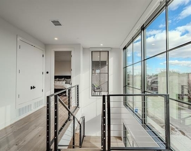 4114 Emerson Avenue - Photo Thumbnail 24