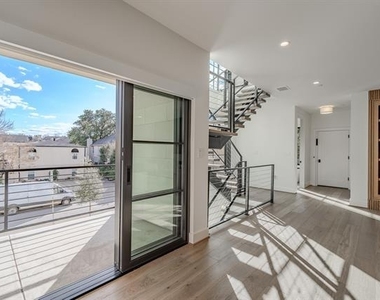 4114 Emerson Avenue - Photo Thumbnail 10