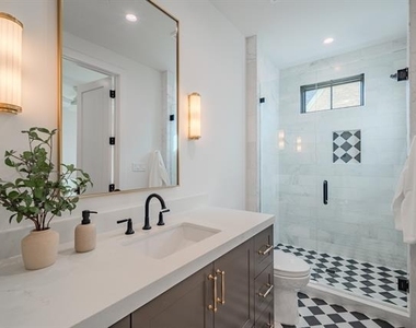 4114 Emerson Avenue - Photo Thumbnail 22