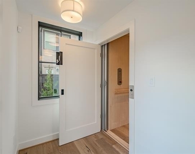 4114 Emerson Avenue - Photo Thumbnail 37