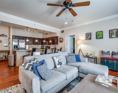 3102 Kings Road - Photo Thumbnail 8