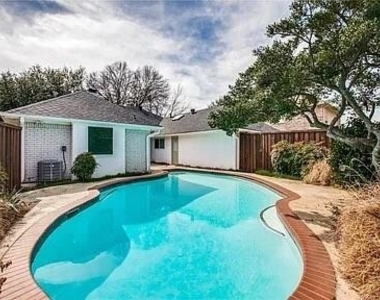 6919 Echo Bluff Drive - Photo Thumbnail 15