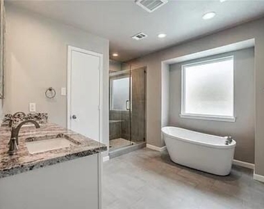 6919 Echo Bluff Drive - Photo Thumbnail 12