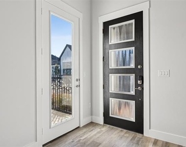 3153 Winter Rose Way - Photo Thumbnail 20