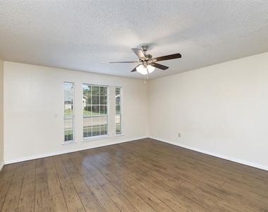 1410 Brookside Drive - Photo Thumbnail 10