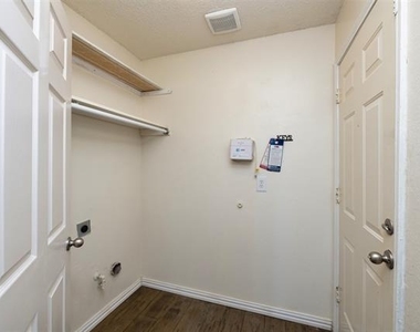 1410 Brookside Drive - Photo Thumbnail 5
