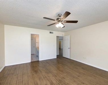 1410 Brookside Drive - Photo Thumbnail 12