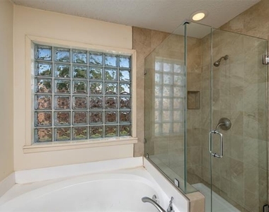 1410 Brookside Drive - Photo Thumbnail 14