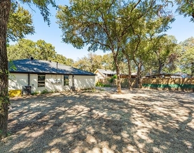 5914 Asbury Avenue - Photo Thumbnail 15