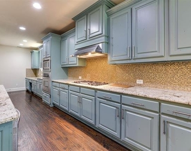 419 Rio Grande Drive - Photo Thumbnail 10