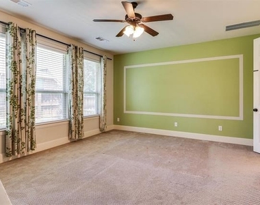 419 Rio Grande Drive - Photo Thumbnail 15