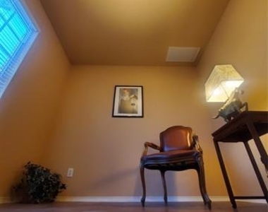 2810 Morgan Drive - Photo Thumbnail 4