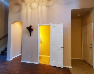 2810 Morgan Drive - Photo Thumbnail 22