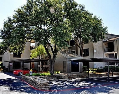 6910 Skillman Street - Photo Thumbnail 12