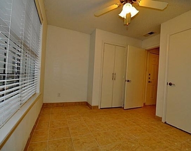 6910 Skillman Street - Photo Thumbnail 6