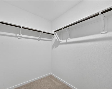 1328 Alfred Street - Photo Thumbnail 11