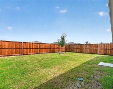 1328 Alfred Street - Photo Thumbnail 19