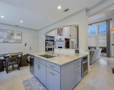 5913 Hempstead Drive - Photo Thumbnail 10