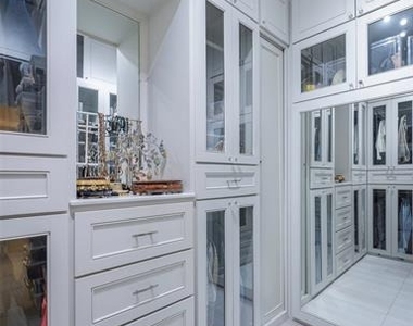 5913 Hempstead Drive - Photo Thumbnail 19