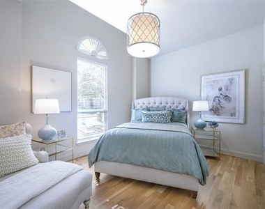 5913 Hempstead Drive - Photo Thumbnail 6