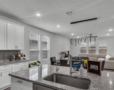 3708 Jan Camille Court - Photo Thumbnail 8
