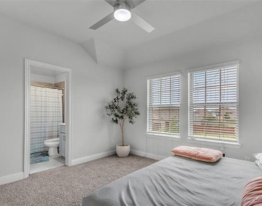 3708 Jan Camille Court - Photo Thumbnail 32