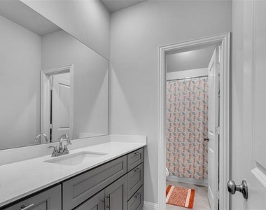 3708 Jan Camille Court - Photo Thumbnail 34