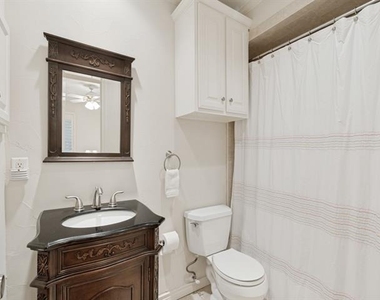7617 Riverbrook Drive - Photo Thumbnail 16