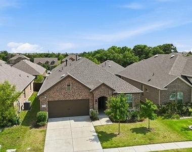 3949 Sidney Lane - Photo Thumbnail 37