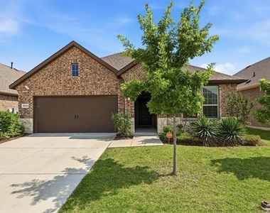 3949 Sidney Lane - Photo Thumbnail 1