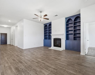 3949 Sidney Lane - Photo Thumbnail 5