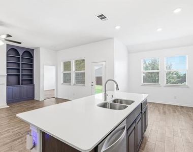 3949 Sidney Lane - Photo Thumbnail 10