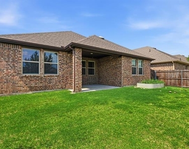 3949 Sidney Lane - Photo Thumbnail 28