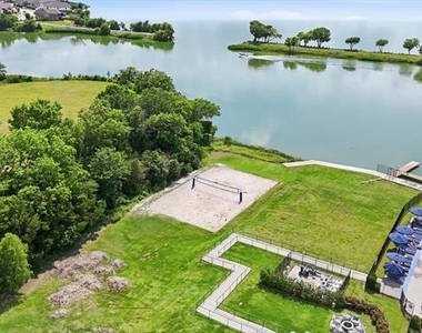 3949 Sidney Lane - Photo Thumbnail 32