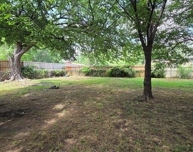 314 16th Street W - Photo Thumbnail 14