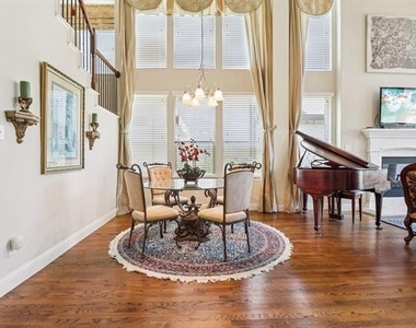8316 Lindsay Gardens - Photo Thumbnail 6