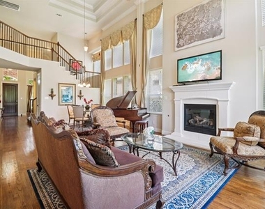 8316 Lindsay Gardens - Photo Thumbnail 2