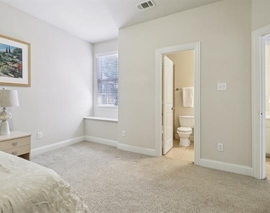 8316 Lindsay Gardens - Photo Thumbnail 24