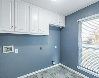 508 Castlegate Street - Photo Thumbnail 8