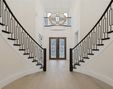 11870 Cherrydale Drive - Photo Thumbnail 2