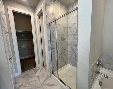 1553 Sugarberry Drive - Photo Thumbnail 18