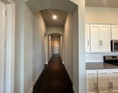 1553 Sugarberry Drive - Photo Thumbnail 14