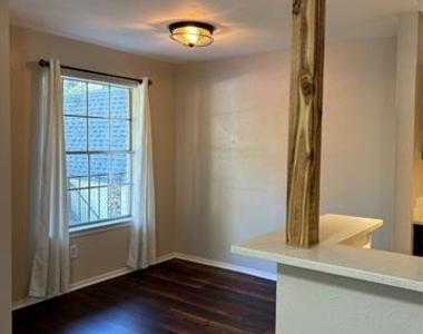 5201 Curzon Avenue - Photo Thumbnail 3