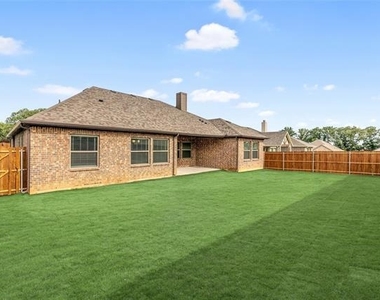 232 Gardenia Drive - Photo Thumbnail 35