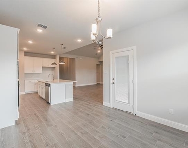 232 Gardenia Drive - Photo Thumbnail 11