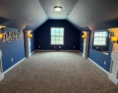 613 Cypress Hill Drive - Photo Thumbnail 16