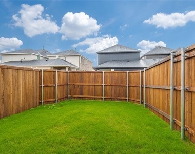 11587 Pinto Street - Photo Thumbnail 23