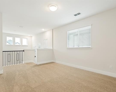 11587 Pinto Street - Photo Thumbnail 12