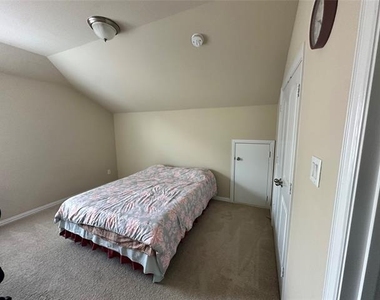 3421 Palm Lake Drive - Photo Thumbnail 22